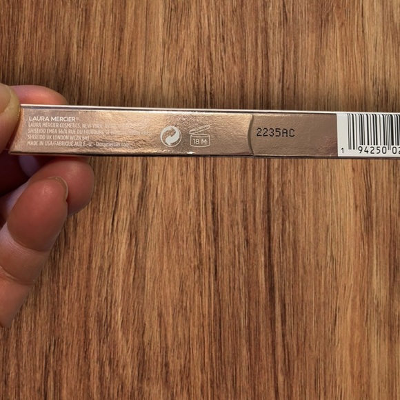 💜💚🌼NEW LAURA MERCIER CAVIAR STICK EYE COLOR - Picture 3 of 8